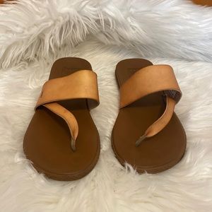 Reef Tan Sandals for Women!